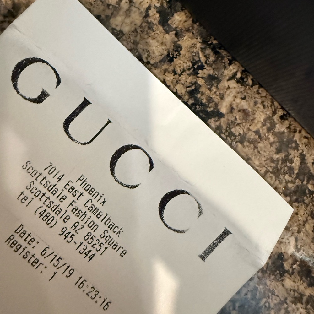 Gucci Black Leather Belt with Antique Gold Double G Buckle - Picture 6 of 7